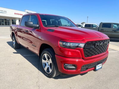 2026 RAM 1500 RAM 1500 EXPRESS CREW CAB 4X4 5'7' BOX