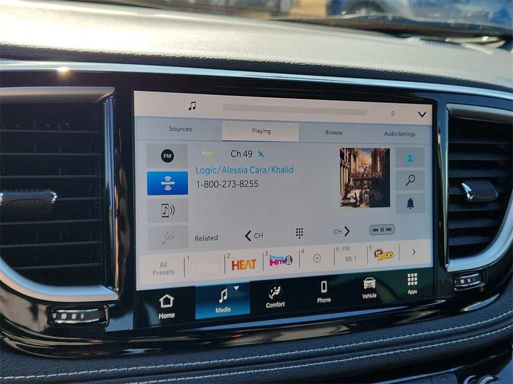 2026 Chrysler Pacifica Select