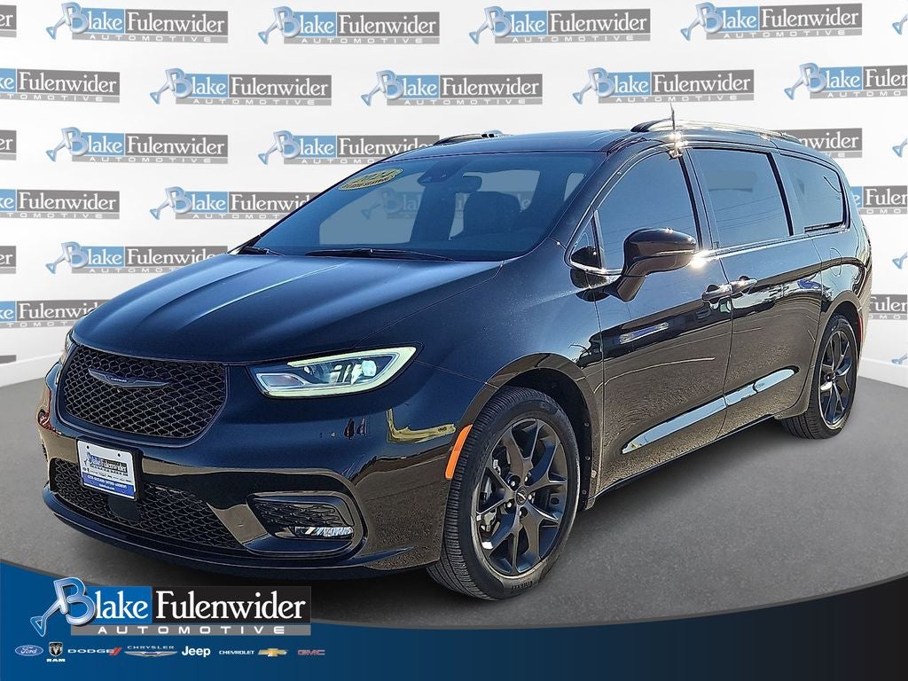 2024 Chrysler Pacifica Limited S Appearance