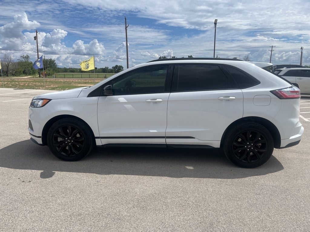 2022 Ford Edge SE