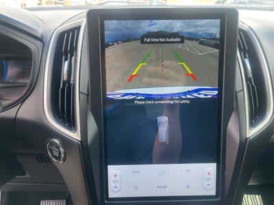 2022 Ford Edge SE