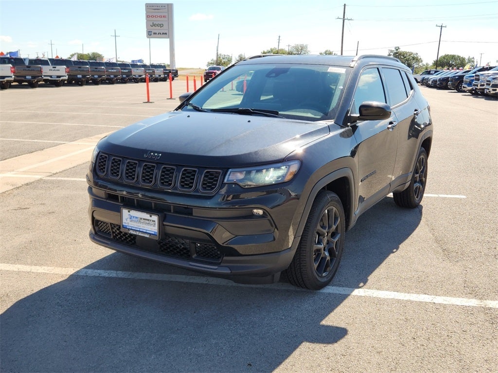 2026 Jeep Compass Latitude Altitude