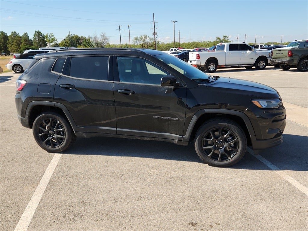 2026 Jeep Compass Latitude Altitude