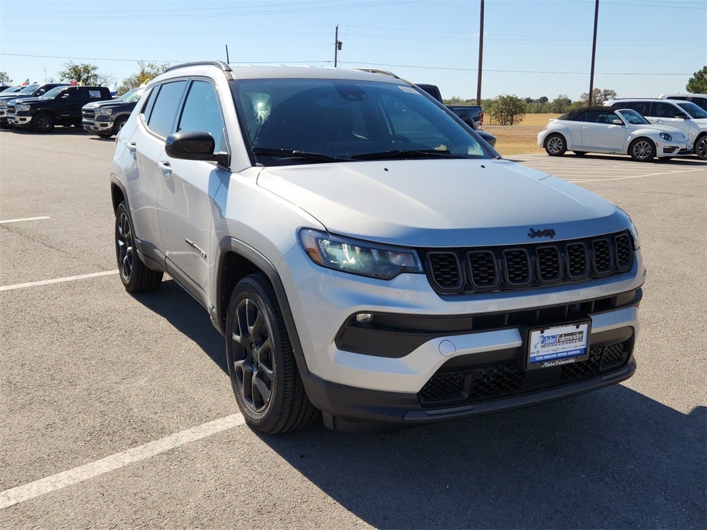 2026 Jeep Compass Latitude Altitude