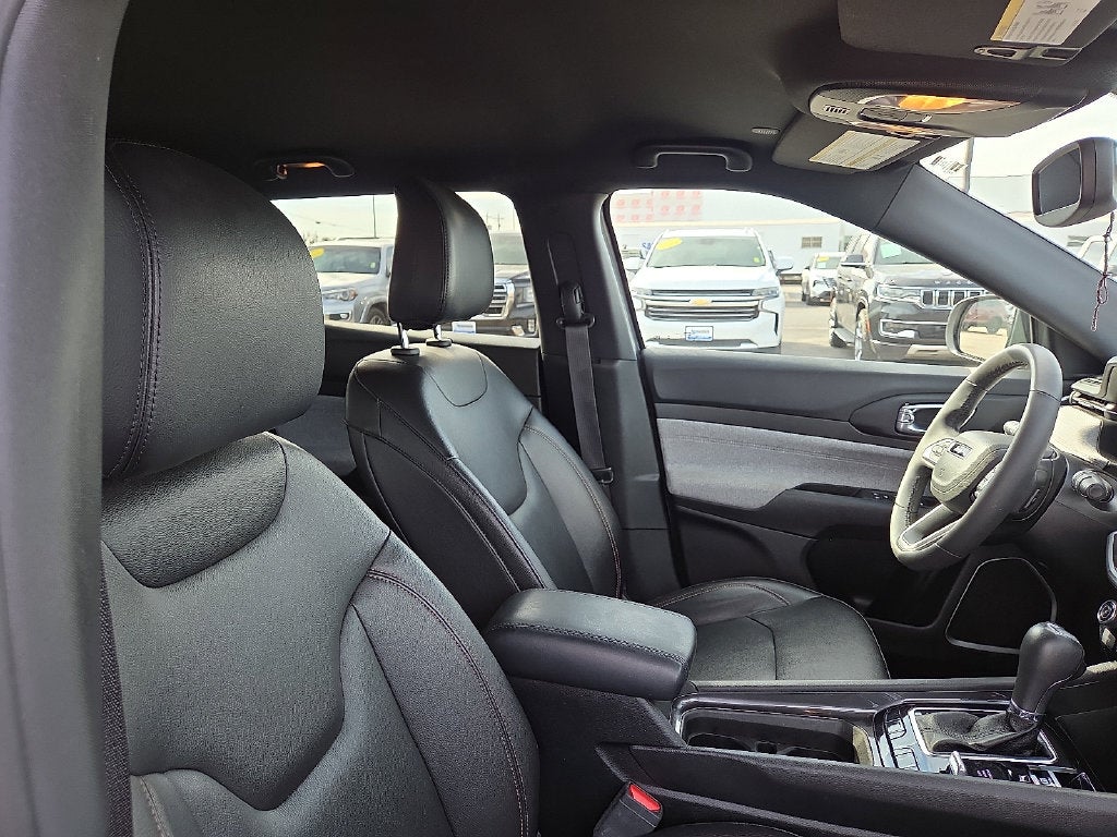 2024 Jeep Compass Latitude Lux