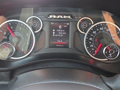 2025 RAM 3500 Tradesman Crew Cab 4x4 8' Box