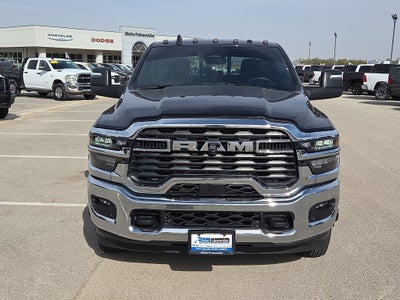 2025 RAM 3500 Tradesman Crew Cab 4x4 8' Box