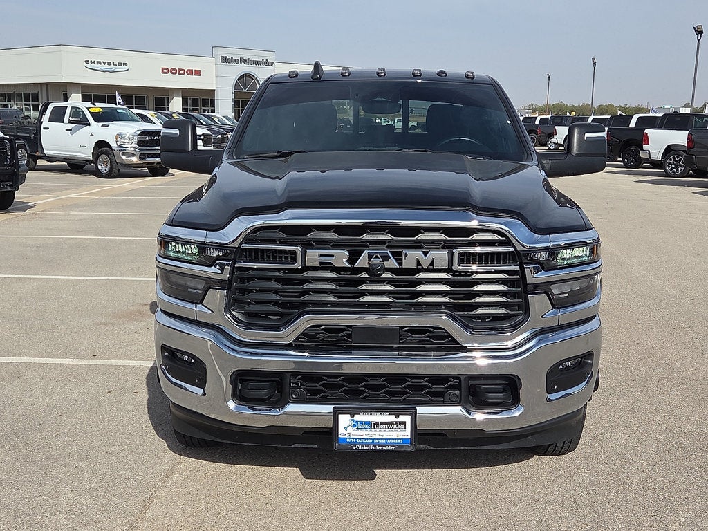 2025 RAM 3500 Tradesman Crew Cab 4x4 8' Box
