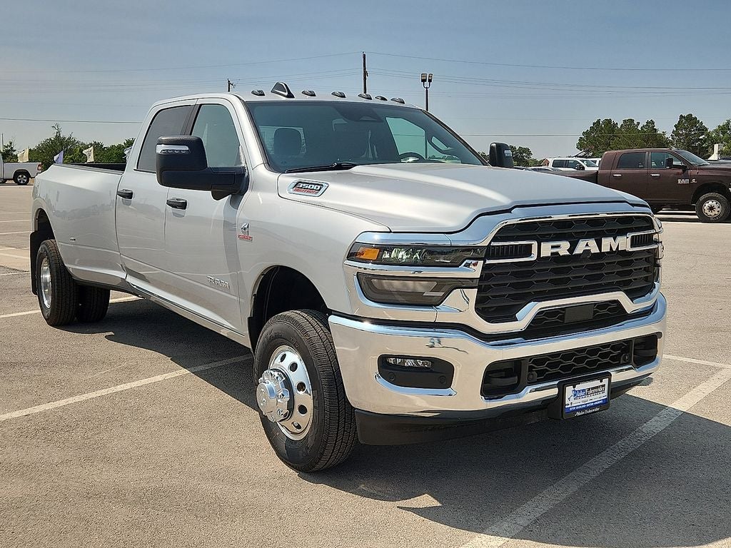 2026 RAM 3500 RAM 3500 LONE STAR CREW CAB 4X4 8' BOX
