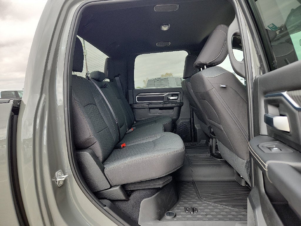 2027 RAM 3500 RAM 3500 LONE STAR CREW CAB 4X4 8' BOX