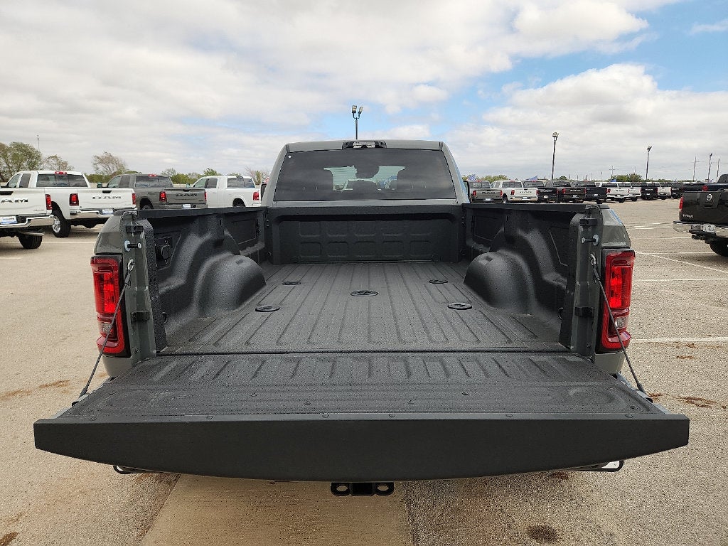 2027 RAM 3500 RAM 3500 LONE STAR CREW CAB 4X4 8' BOX