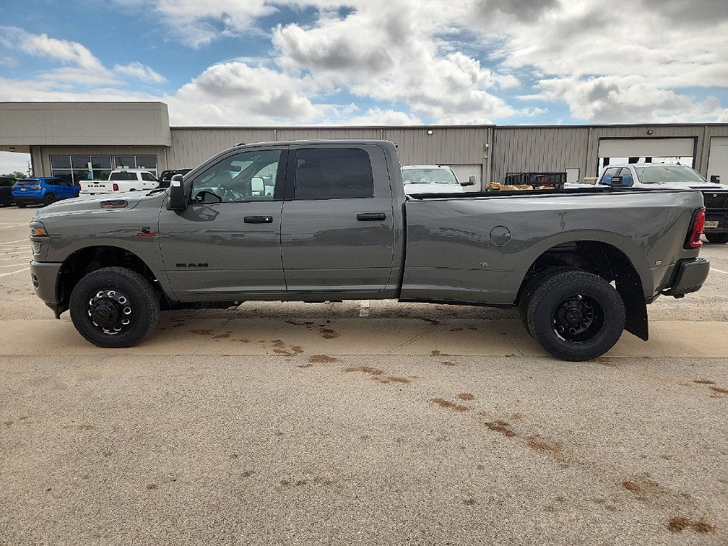 2027 RAM 3500 RAM 3500 LONE STAR CREW CAB 4X4 8' BOX