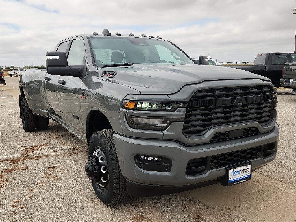 2027 RAM 3500 RAM 3500 LONE STAR CREW CAB 4X4 8' BOX