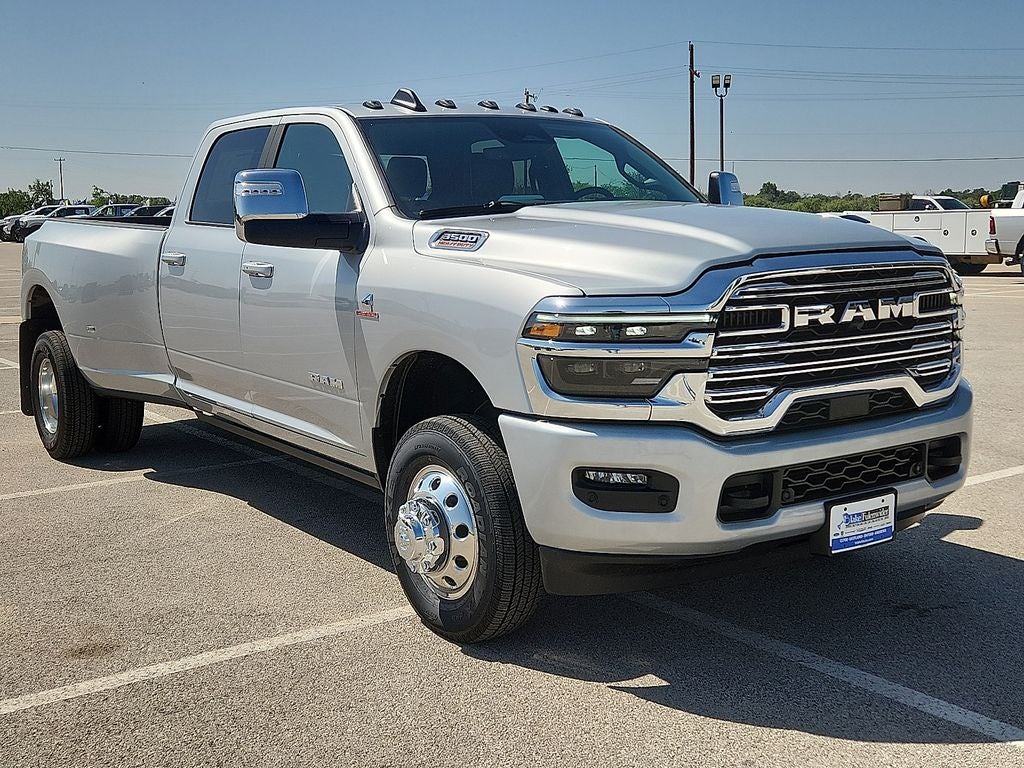 2026 RAM Ram 3500 RAM 3500 LARAMIE CREW CAB 4X4 8' BOX