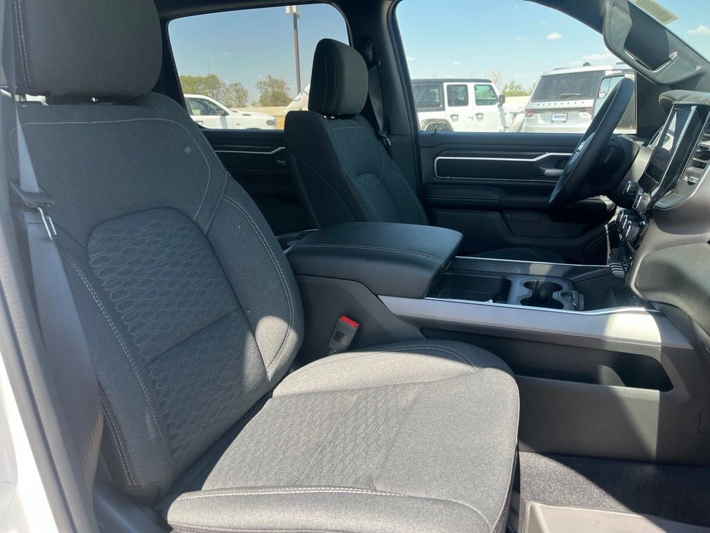 2026 RAM 1500 Lone Star Crew Cab 4x4 5'7' Box