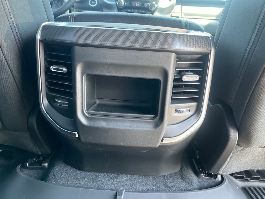 2026 RAM 1500 Lone Star Crew Cab 4x4 5'7' Box