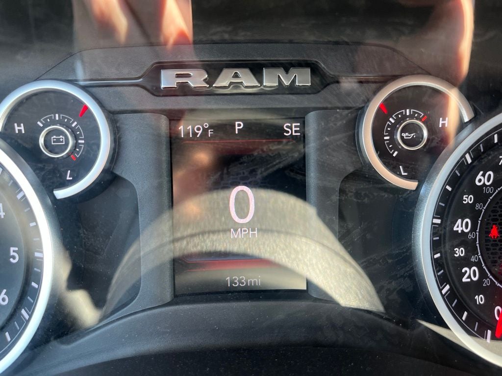 2026 RAM 1500 Lone Star Crew Cab 4x4 5'7' Box