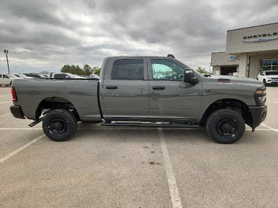 2027 RAM 2500 RAM 2500 TRADESMAN CREW CAB 4X4 6'4' BOX