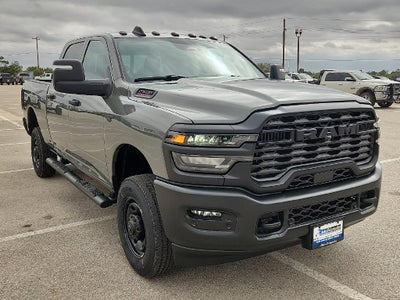 2027 RAM 2500 RAM 2500 TRADESMAN CREW CAB 4X4 6'4' BOX
