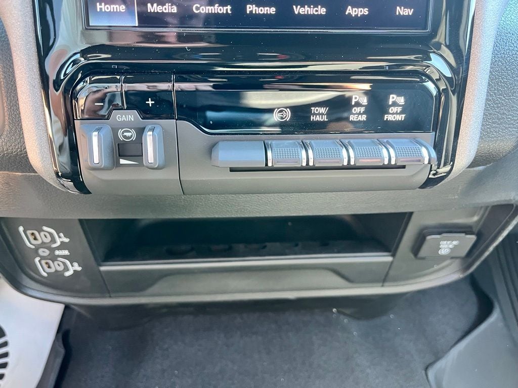 2027 RAM 2500 Warlock