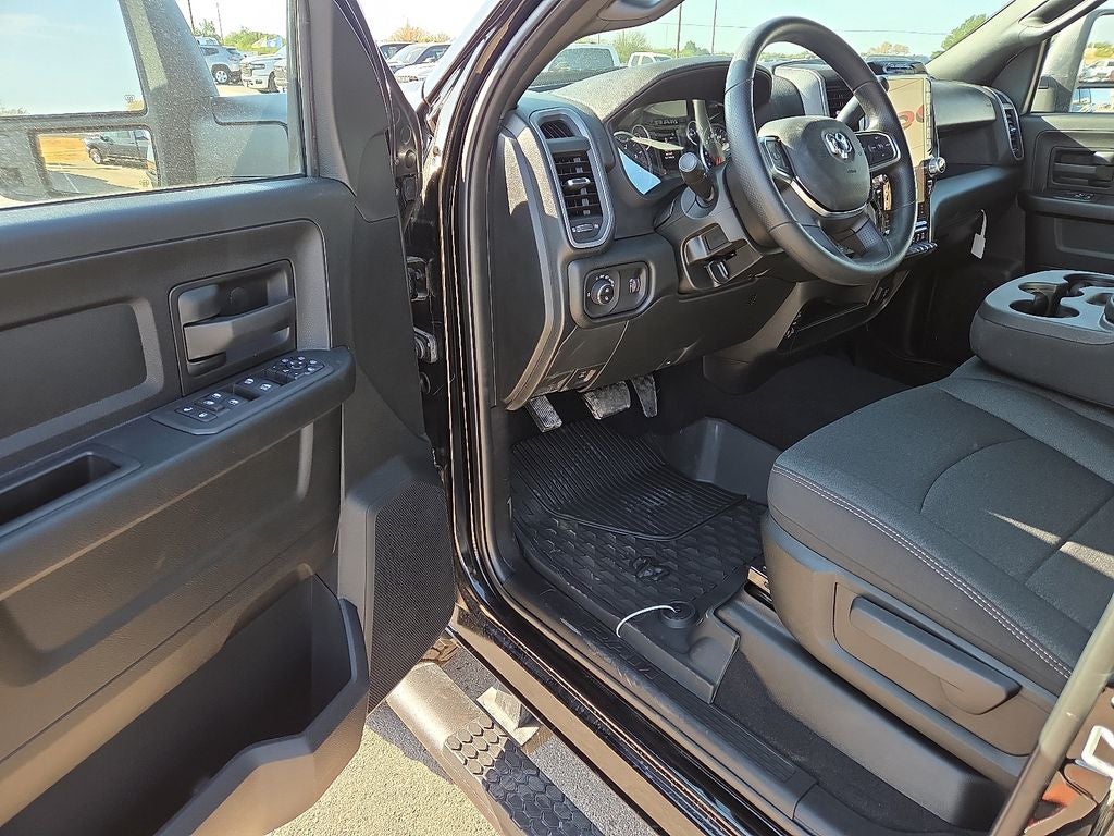 2027 RAM Ram 2500 RAM 2500 WARLOCK CREW CAB 4X4 6'4' BOX