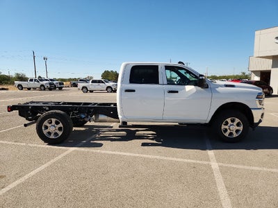 2026 RAM 3500 Chassis Cab RAM 3500 TRADESMAN CREW CAB CHASSIS 4X4 60' CA