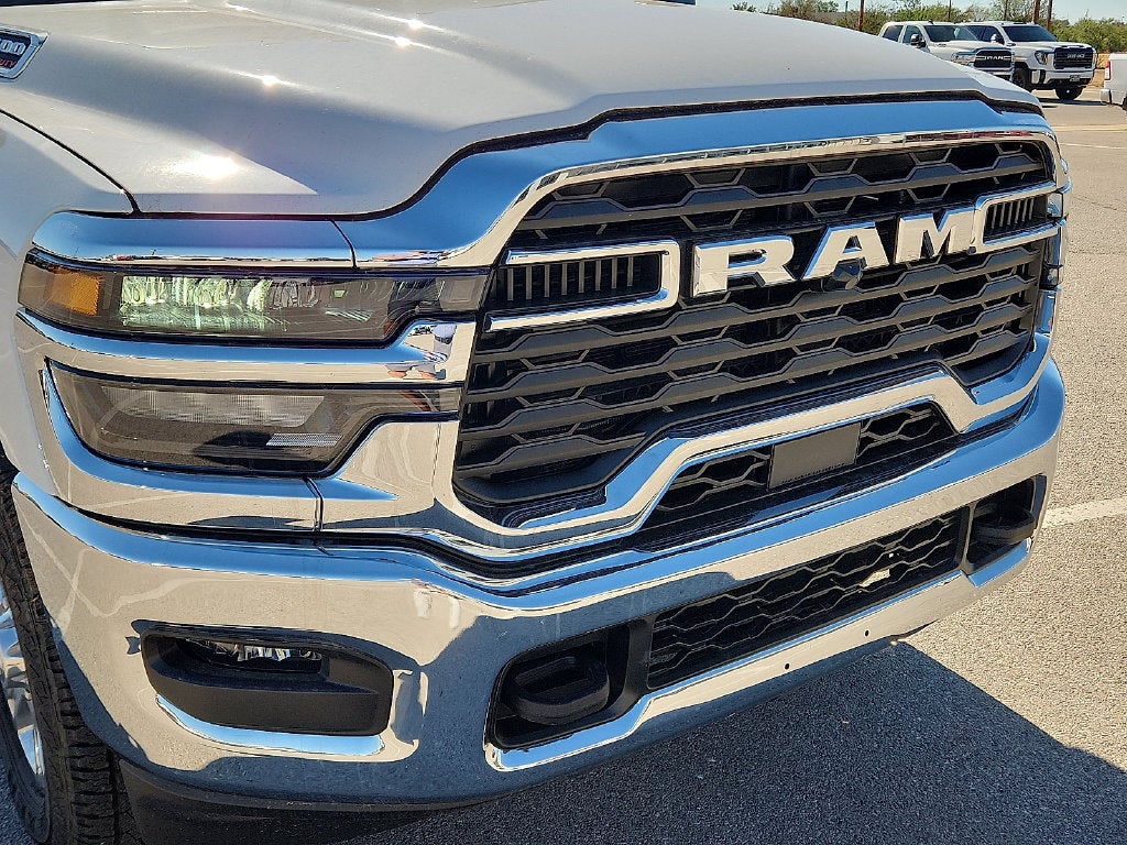 2026 RAM 3500 Chassis Cab RAM 3500 TRADESMAN CREW CAB CHASSIS 4X4 60' CA