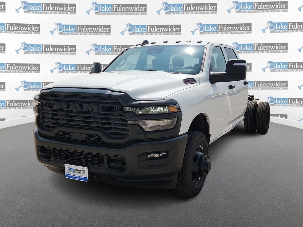 2026 RAM 3500 Chassis RAM 3500 TRADESMAN CREW CAB CHASSIS 4X4 60' CA