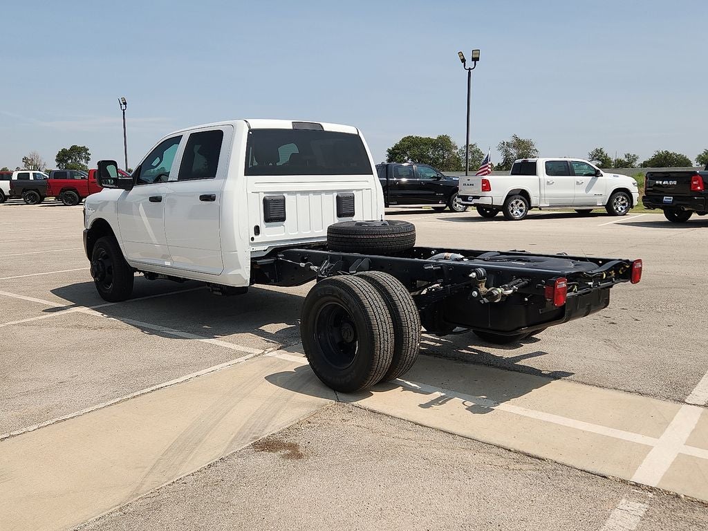 2026 RAM 3500 Chassis RAM 3500 TRADESMAN CREW CAB CHASSIS 4X4 60' CA