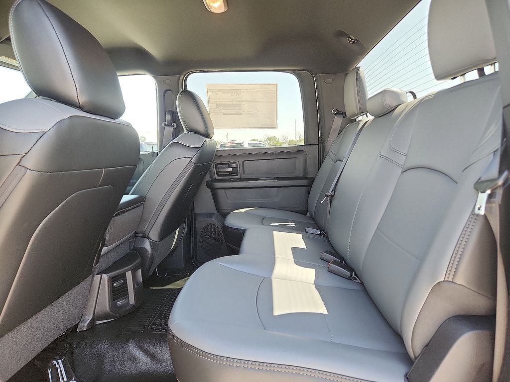 2026 RAM Ram 3500 Chassis Cab RAM 3500 TRADESMAN CREW CAB CHASSIS 4X4 60' CA