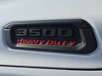 2027 RAM Ram 3500 Chassis Cab RAM 3500 TRADESMAN CREW CAB CHASSIS 4X4 60' CA