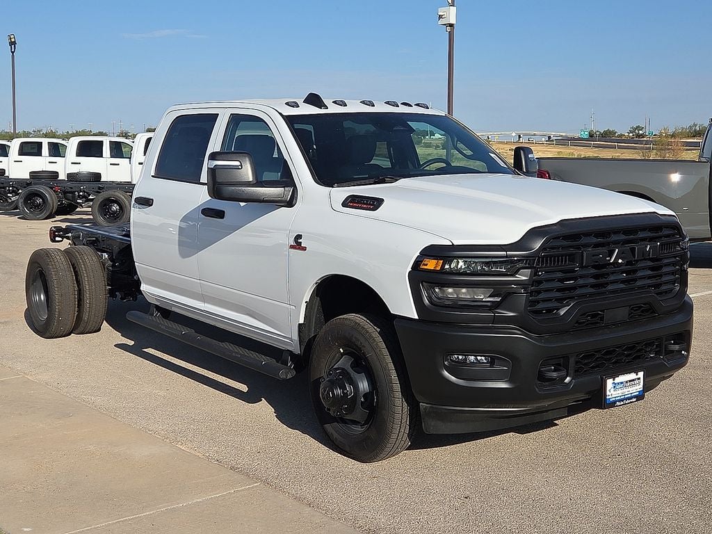 2027 RAM Ram 3500 Chassis Cab RAM 3500 TRADESMAN CREW CAB CHASSIS 4X4 60' CA