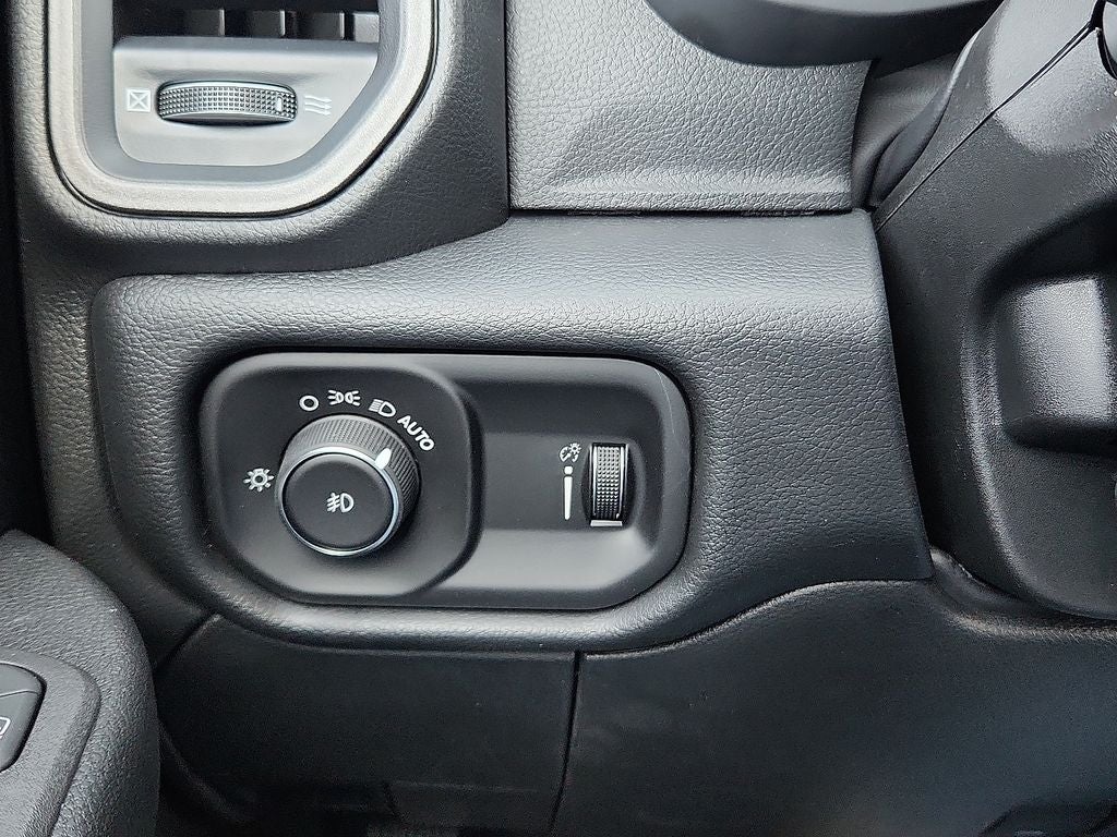 2027 RAM 3500 Chassis Cab Tradesman