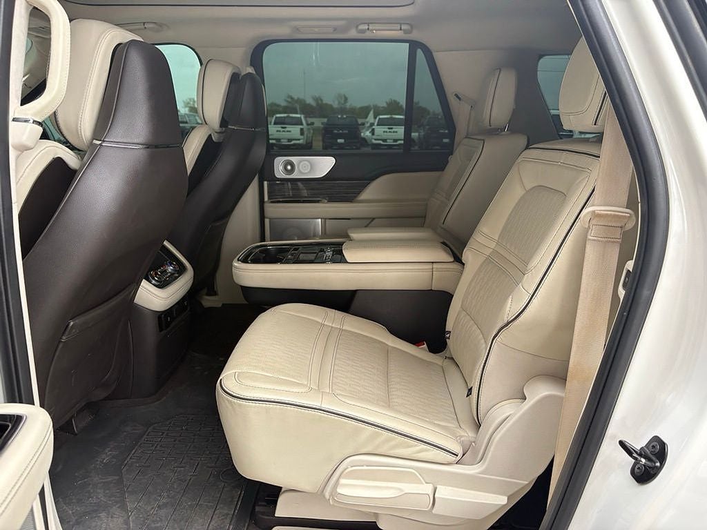 2020 Lincoln Navigator L Black Label