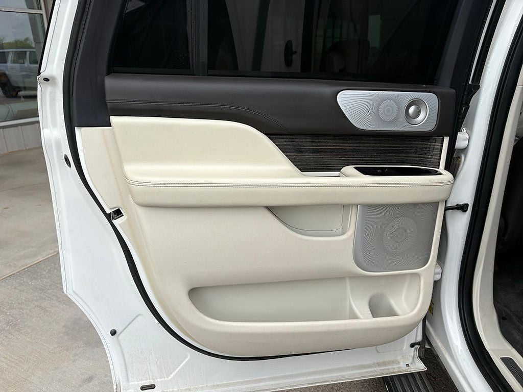 2020 Lincoln Navigator L Black Label