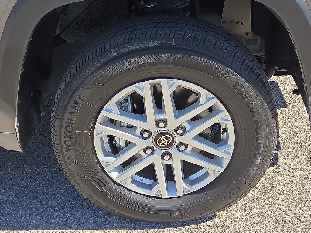 2025 Toyota Tundra 4WD SR5