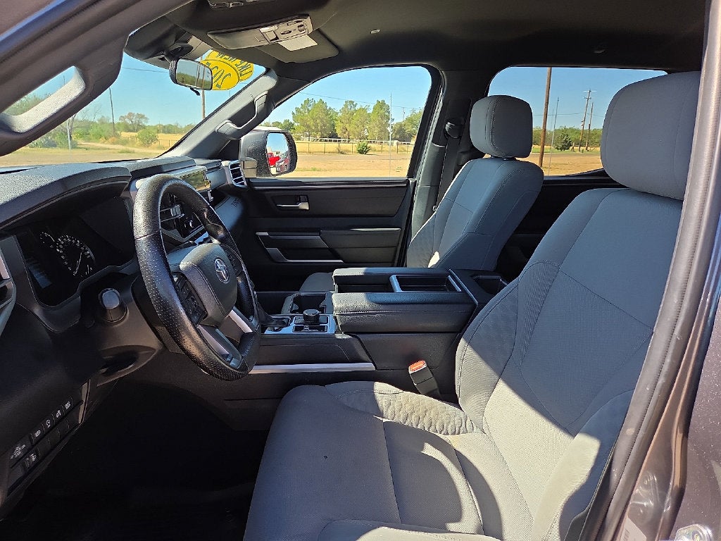 2025 Toyota Tundra 4WD SR5