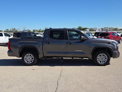 2025 Toyota Tundra 4WD SR5