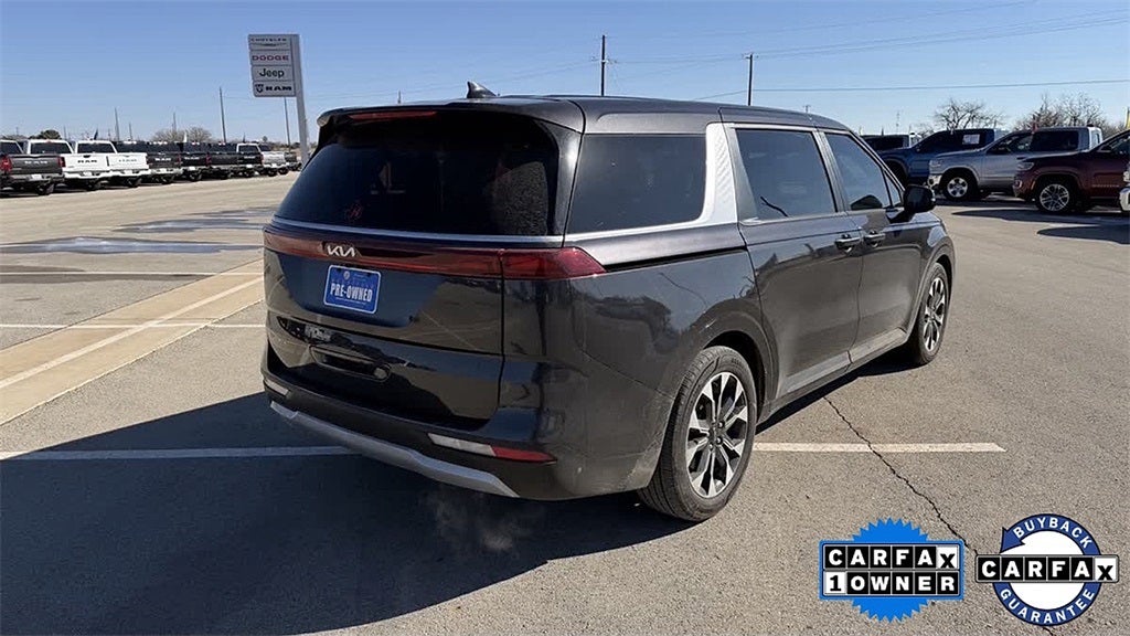 2024 Kia Carnival EX