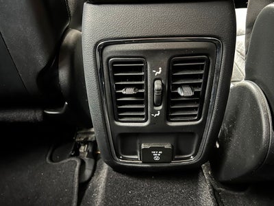 2020 Jeep Grand Cherokee Laredo E 4x2