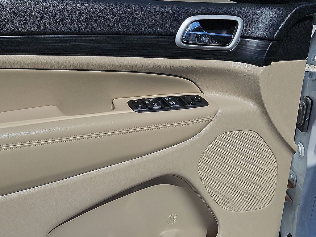 2022 Jeep Grand Cherokee WK Laredo E 4x4