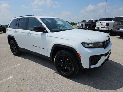 2026 Jeep Grand Cherokee GRAND CHEROKEE LAREDO ALTITUDE 4X2