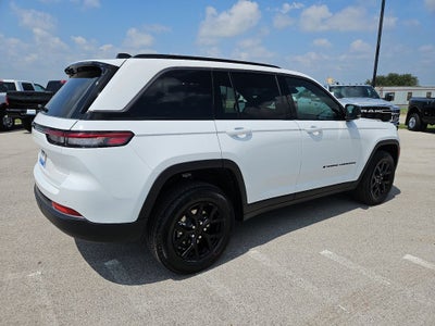 2026 Jeep Grand Cherokee GRAND CHEROKEE LAREDO ALTITUDE 4X2