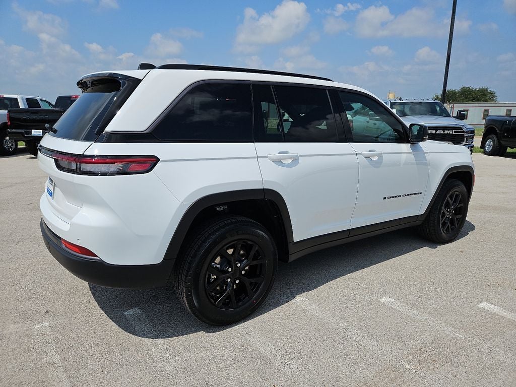 2026 Jeep Grand Cherokee GRAND CHEROKEE LAREDO ALTITUDE 4X2