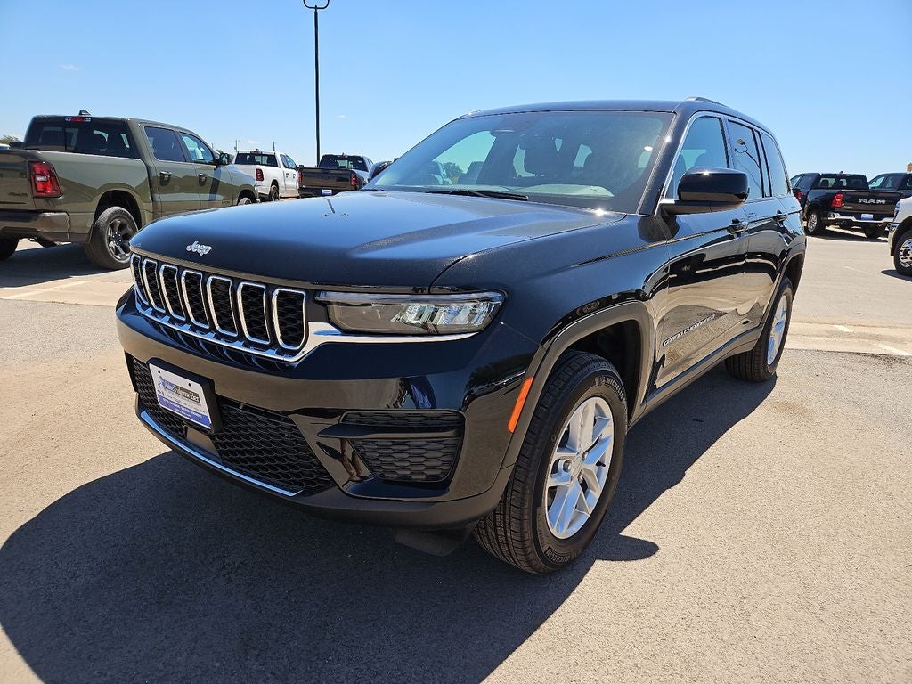 2026 Jeep Grand Cherokee GRAND CHEROKEE LAREDO 4X4