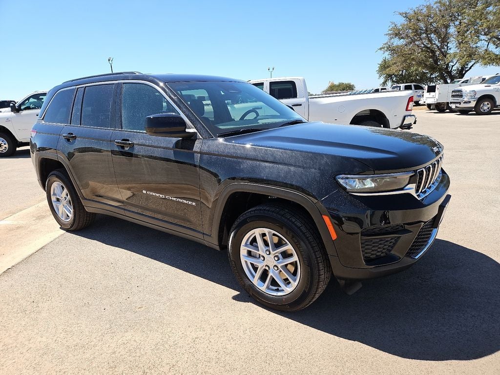 2026 Jeep Grand Cherokee GRAND CHEROKEE LAREDO 4X4