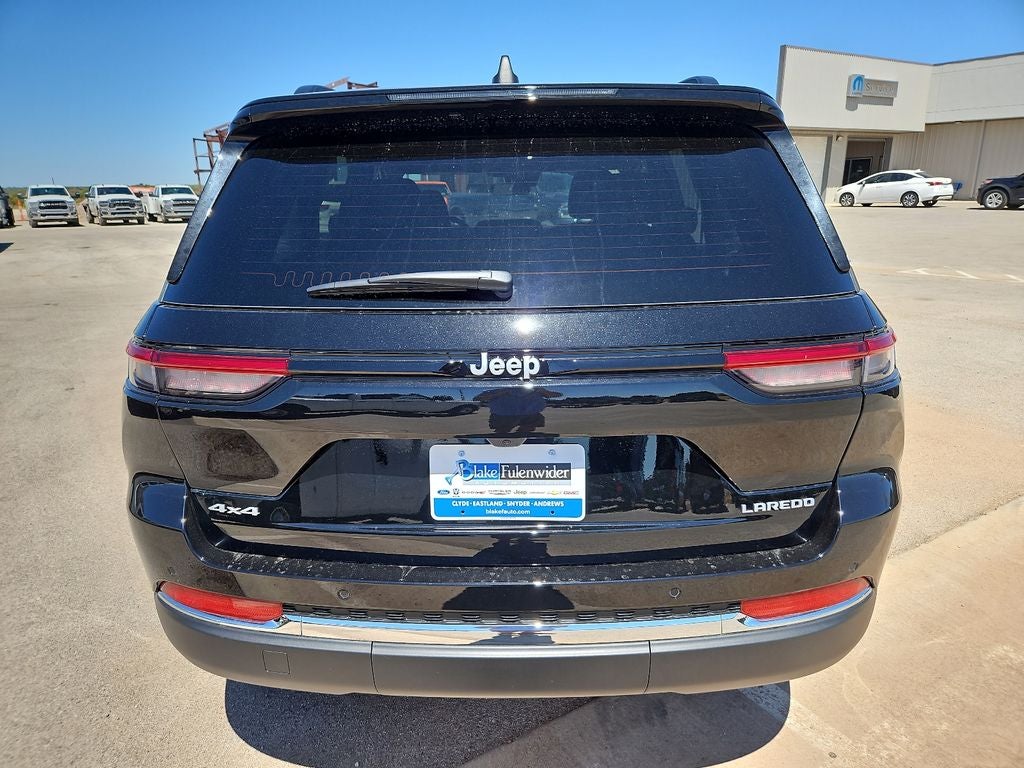 2026 Jeep Grand Cherokee GRAND CHEROKEE LAREDO 4X4