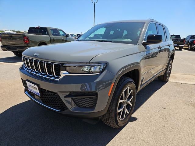 2027 Jeep Grand Cherokee Laredo X