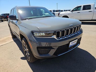 2027 Jeep Grand Cherokee Laredo X