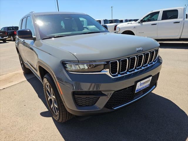 2027 Jeep Grand Cherokee Laredo X